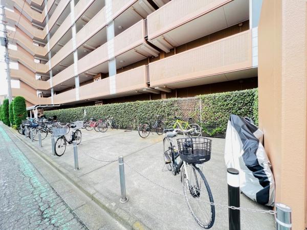 プレヴィオ橋本 駐輪場