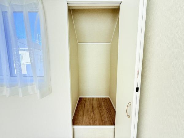 中央区蘇我5丁目614番 収納