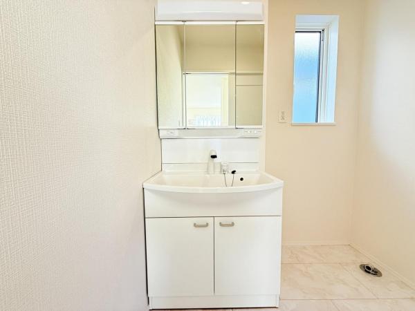 中央区蘇我5丁目614番 洗面化粧台