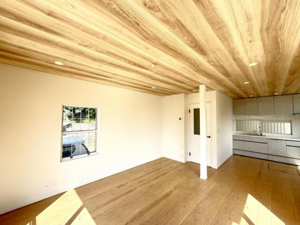 横須賀市武４丁目 中古戸建 ダイニングキッチン