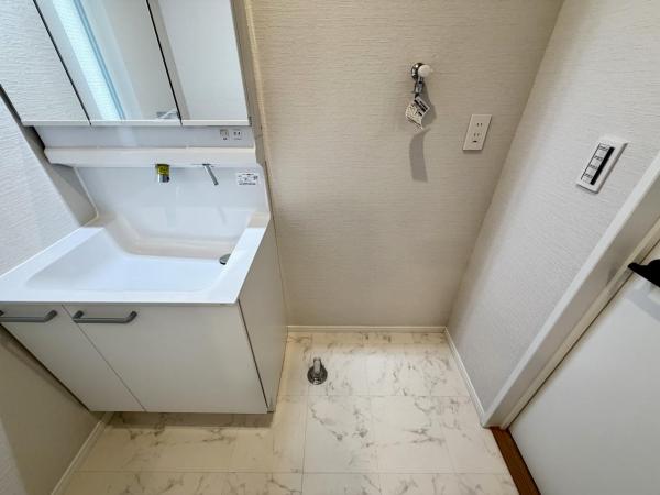 横須賀市武４丁目 中古戸建 ランドリースペース