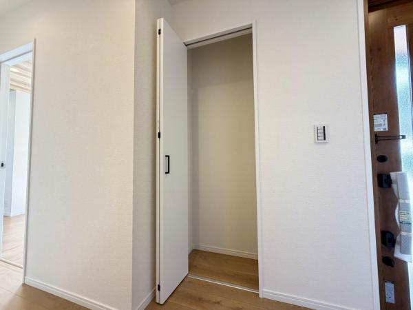 横須賀市武４丁目 中古戸建 収納