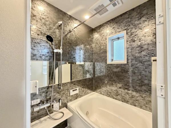 横須賀市武４丁目 中古戸建 浴室