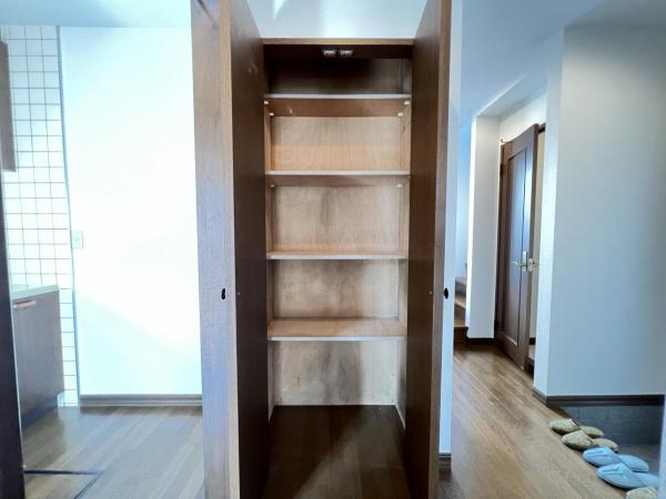 藤沢市打戻 中古戸建 収納