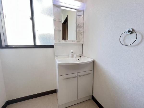 藤沢市打戻 中古戸建 洗面化粧台