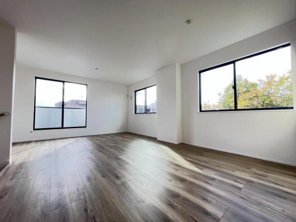 台4丁目 リビングダイニング