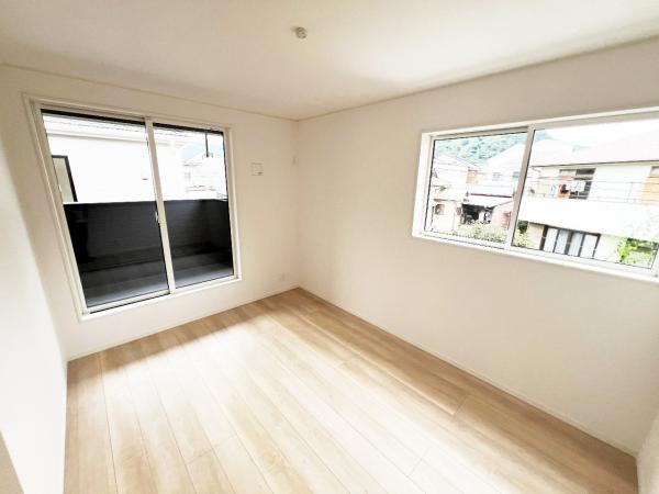 足柄上郡山北町向原 戸建 洋室