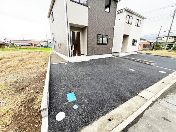 足柄上郡山北町向原 戸建 駐車場