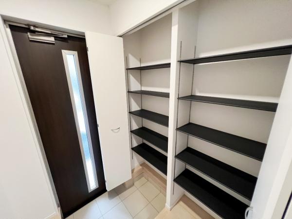 足柄上郡山北町向原 戸建 玄関