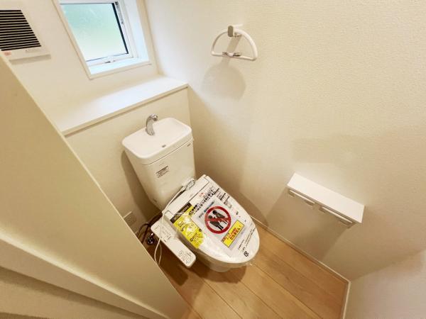 足柄上郡山北町向原 戸建 トイレ