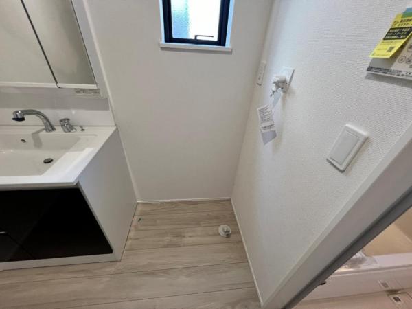 春日部市米島 24－1期 ランドリースペース