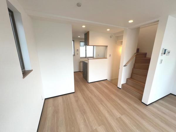 新築戸建 東京都足立区古千谷本町１丁目 日暮里・舎人ライナー舎人駅 3,480万円