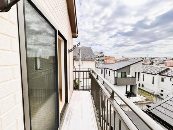 座間市広野台１丁目 中古戸建 バルコニー