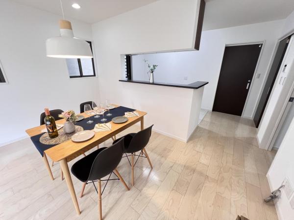 座間市広野台１丁目 中古戸建 ダイニングキッチン