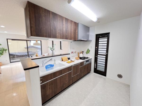 座間市広野台１丁目 中古戸建 キッチン