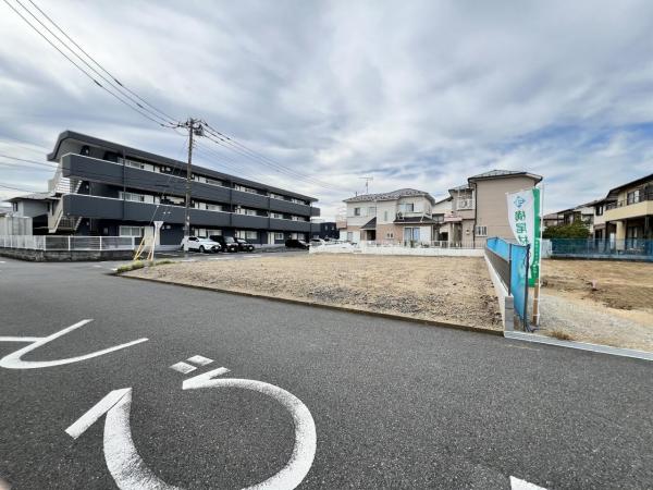 久喜市青葉 前面道路含む現地写真