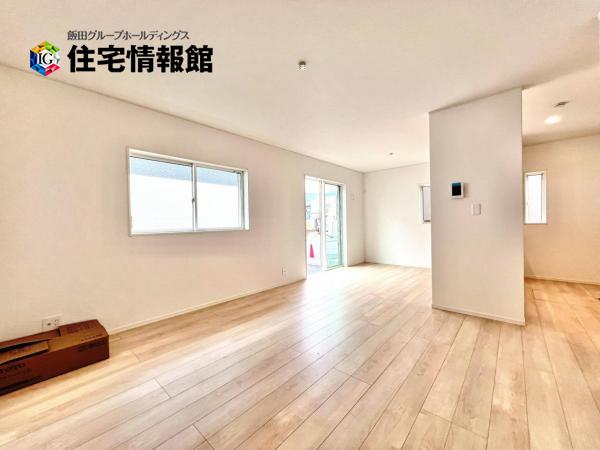 南足柄市関本 戸建 リビング