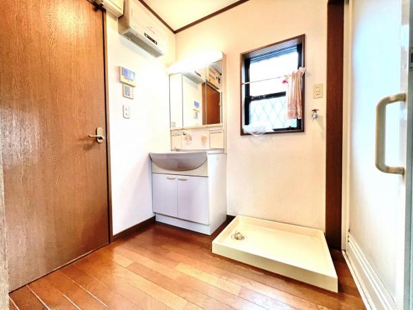 足柄上郡大井町金子 中古戸建 脱衣所