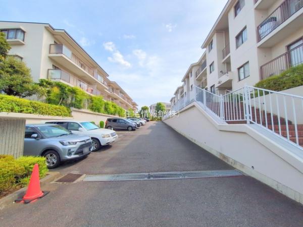 横浜・小机パークスクエアC棟 