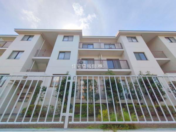 横浜・小机パークスクエアC棟 