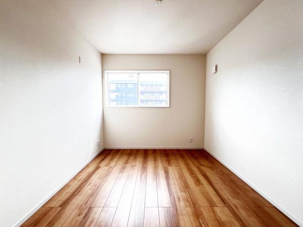 川崎市麻生区王禅寺西８丁目 戸建 子供部屋