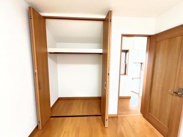 横浜市栄区長沼町 中古戸建 収納