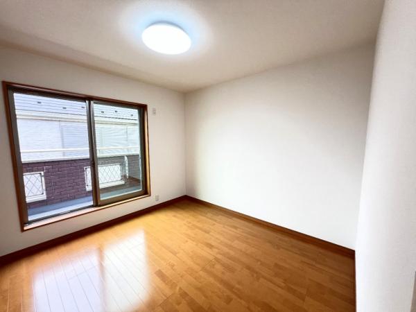 横浜市栄区長沼町 中古戸建 寝室