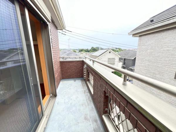 横浜市栄区長沼町 中古戸建 バルコニー