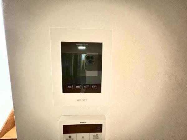 横浜市栄区長沼町 中古戸建 TVモニター付きインターフォン