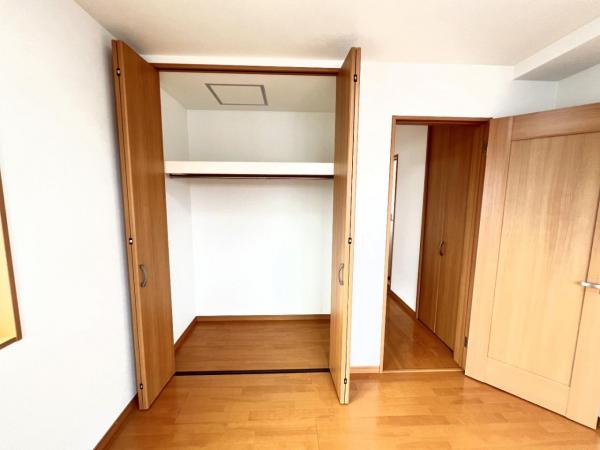 横浜市栄区長沼町 中古戸建 収納