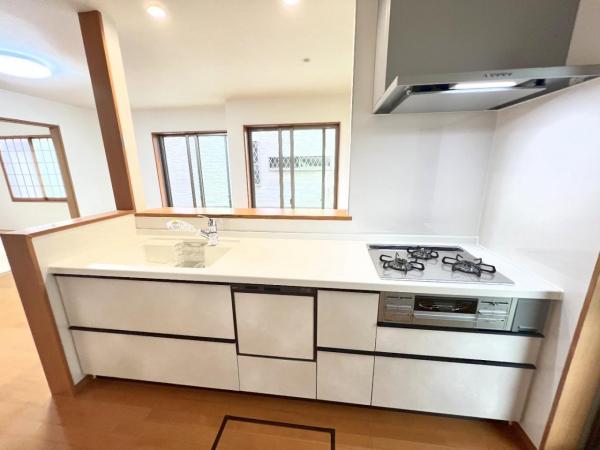 横浜市栄区長沼町 中古戸建 キッチン