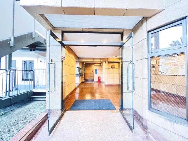 コスモ茅ケ崎プレシオ エントランス（外）