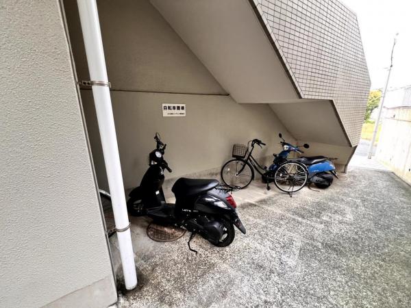 コスモ長後パークウェイ 駐輪場
