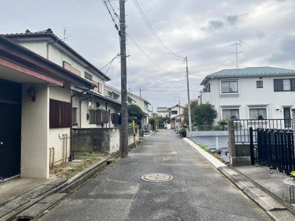 蓮田市緑町２丁目 土地 前面道路含む現地写真