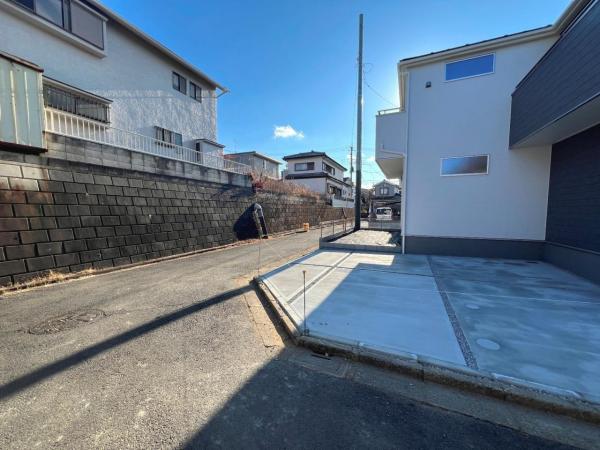 春日部市米島第31 前面道路含む現地写真