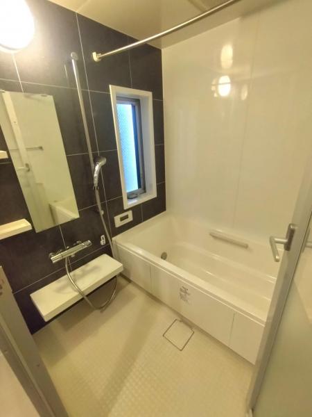 横浜市中区花咲町４丁目 中古戸建 浴室