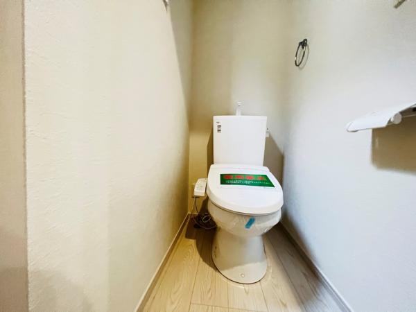 相模原市中央区小山１丁目 戸建 トイレ