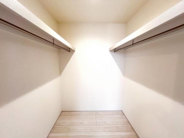 川崎市幸区小向西町４丁目 戸建 ウォークインクローゼット