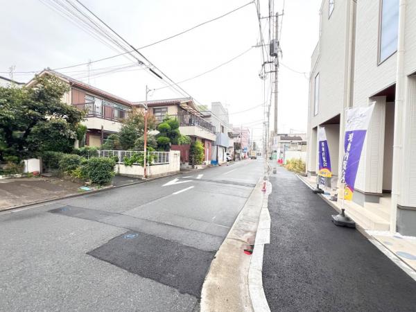 川崎市幸区小向西町４丁目 戸建 前面道路含む現地写真