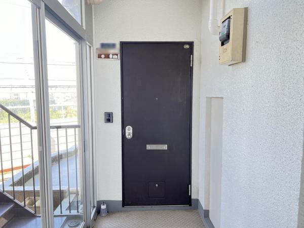 エミネンス相模大塚 玄関
