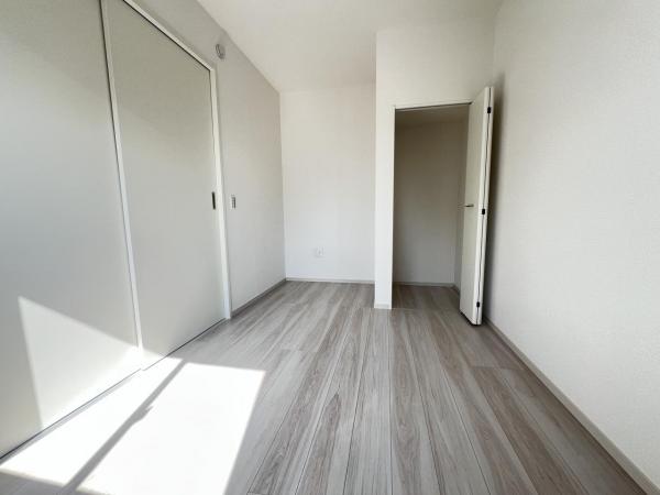 宇都宮市駒生町 戸建 洋室