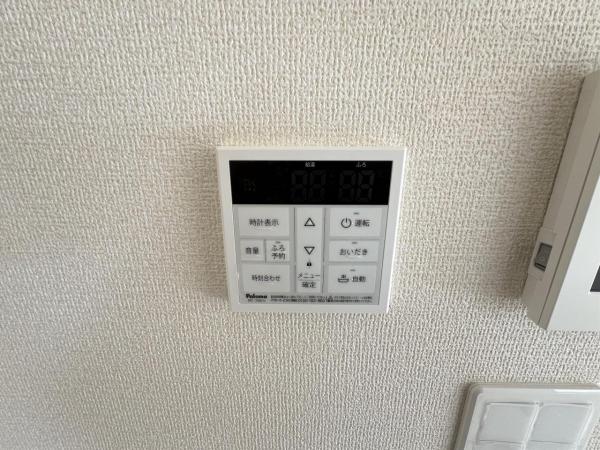 久喜佐間 発電・温水設備(専用部)