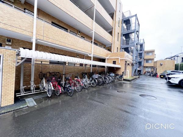 ライオンズマンション調布第5 駐輪場