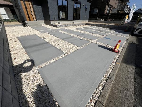 狭山市柏原19期1棟 駐車場