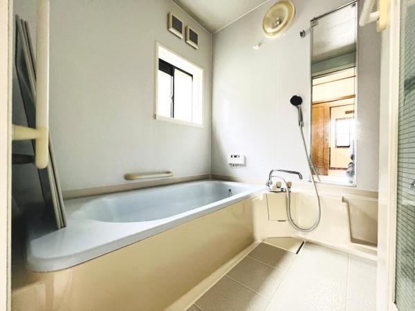 厚木市棚沢 中古戸建 浴室