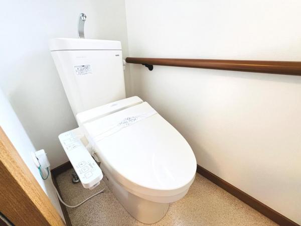 厚木市棚沢 中古戸建 トイレ