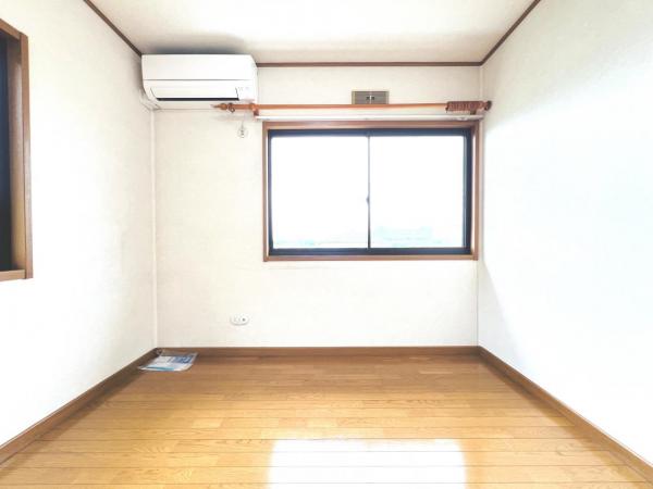 厚木市棚沢 中古戸建 寝室