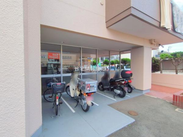 ライオンズマンション小机 