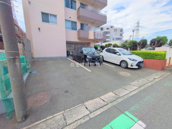 ライオンズマンション小机 