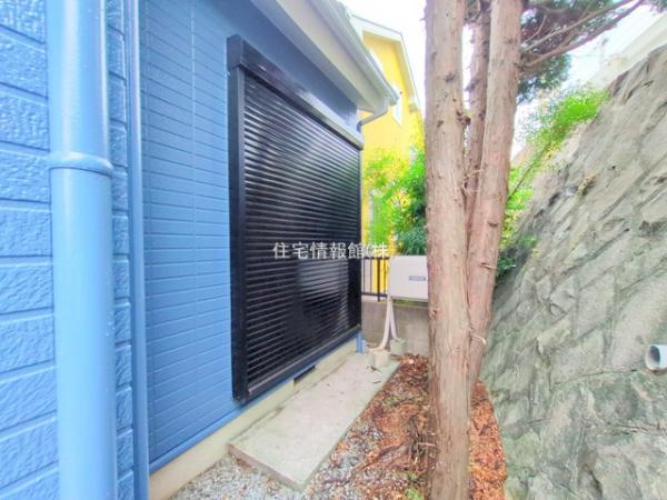 旭区上白根2丁目 